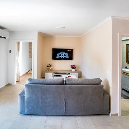 פורץ Emma Appartment מראה חיצוני תמונה
